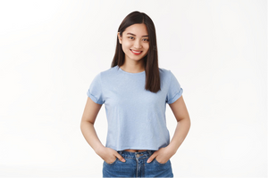 How to Wear a Cropped T-Shirt - 8 Fashion Tips