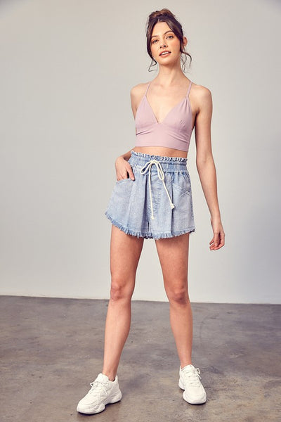 FRAYED DENIM SHORTS