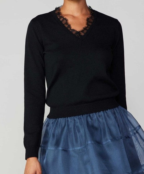 CURRENT AIR V-NECK LACE DETAIL SWEATER BLACK