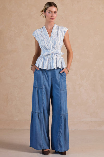 CURRENT AIR FLORAL YELET V-NECK PEPLUM BLOUSE