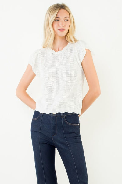 THML WHITE SCALLOP DETAIL KNIT TOP