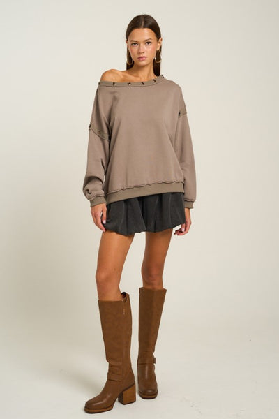 STONE OFF SHOULDER SWEATSHIRT GROMMET DETAIL