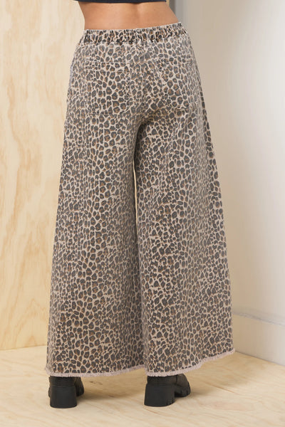 VINTAGE HAVANA LEOPARD DENIM WIDE LEG PANT