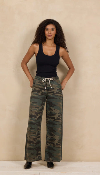 VINTAGE HAVANA FOREST CAMO TENCEL WIDE LEG PANT