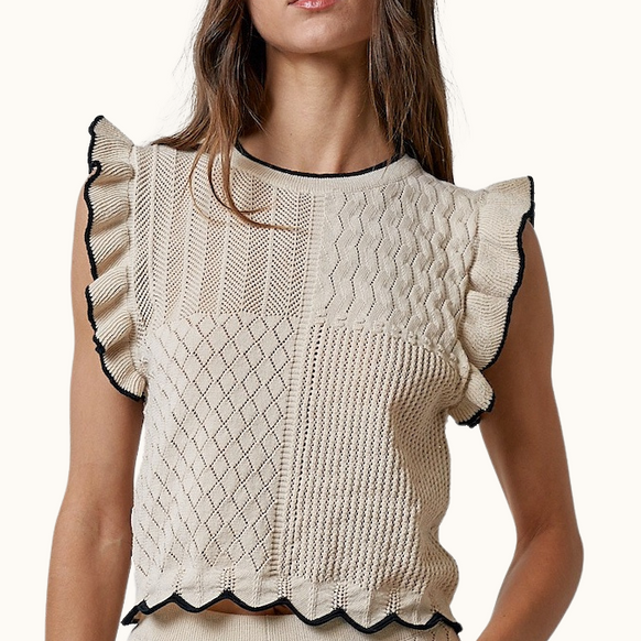 SAND RUFFLE KNIT TOP BLACK HEM STITCHING