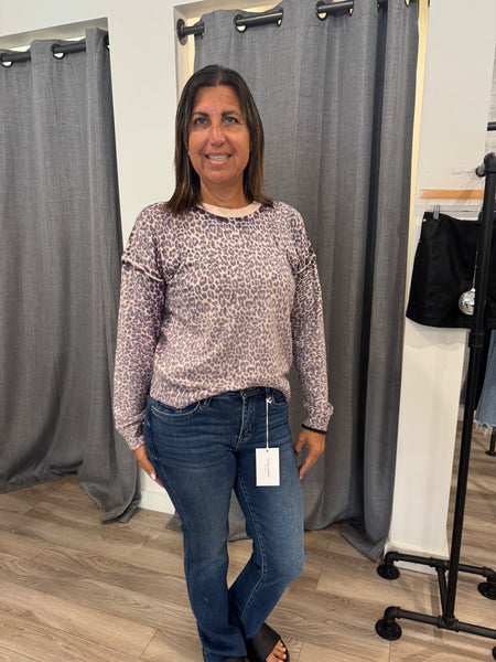 BEIGE PLUM ANIMAL PRINT CREW SWEATER