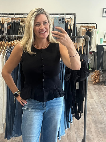 SLEEVELESS BLACK KNIT RUFFLE HEM CARDIGAN