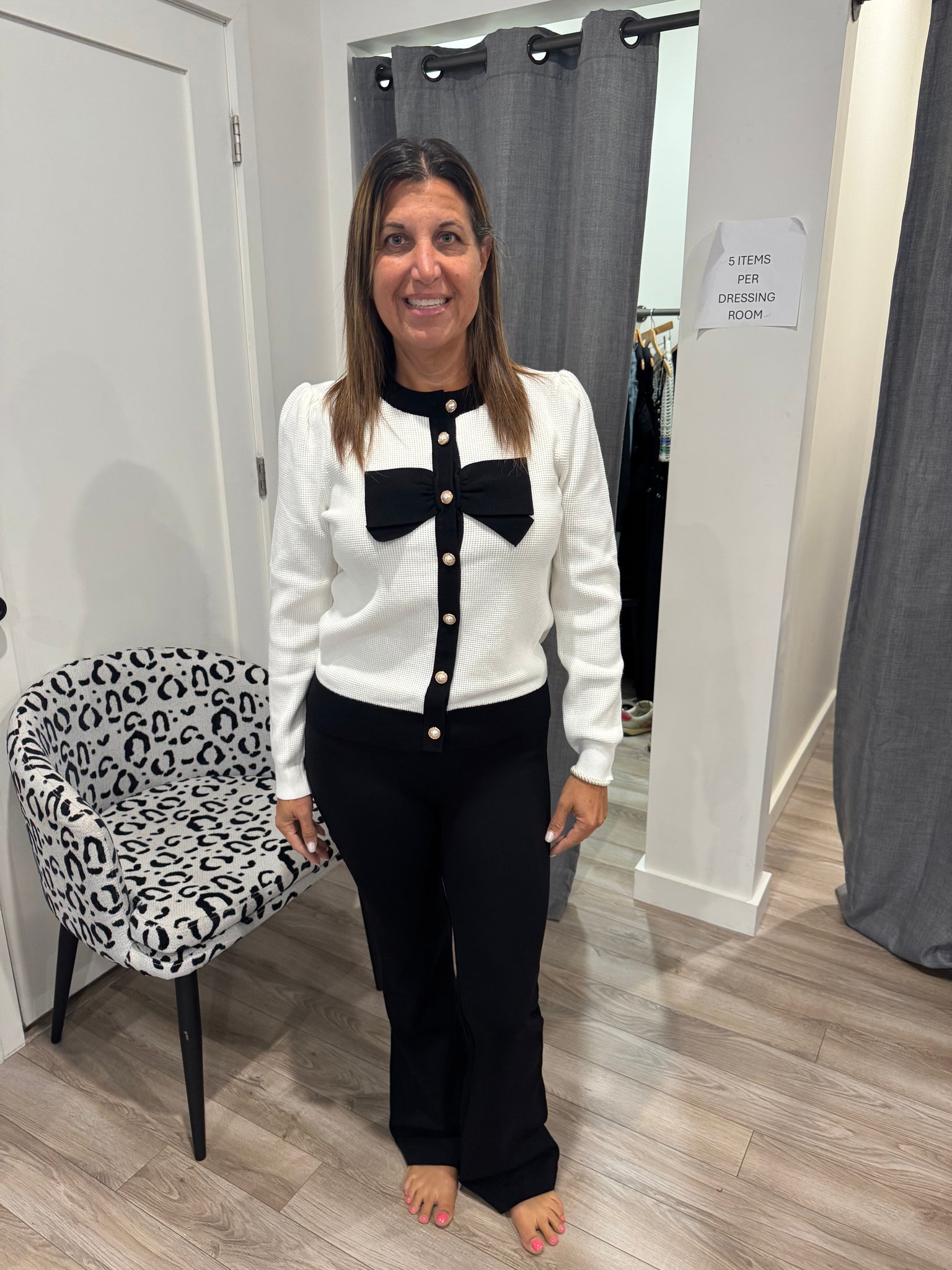 FATE CREAM BLACK BOW FRONT CARDIGAN – LIVTOSHOP - Main Image