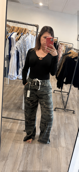 VINTAGE HAVANA FOREST CAMO TENCEL WIDE LEG PANT