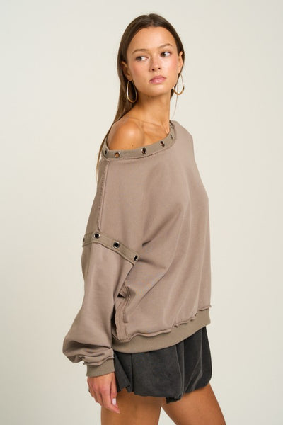 STONE OFF SHOULDER SWEATSHIRT GROMMET DETAIL