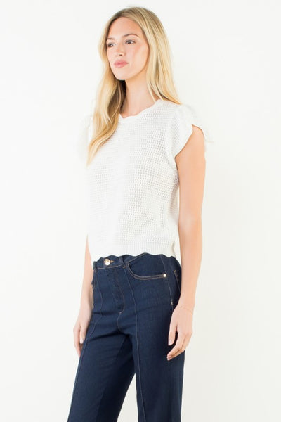 THML WHITE SCALLOP DETAIL KNIT TOP