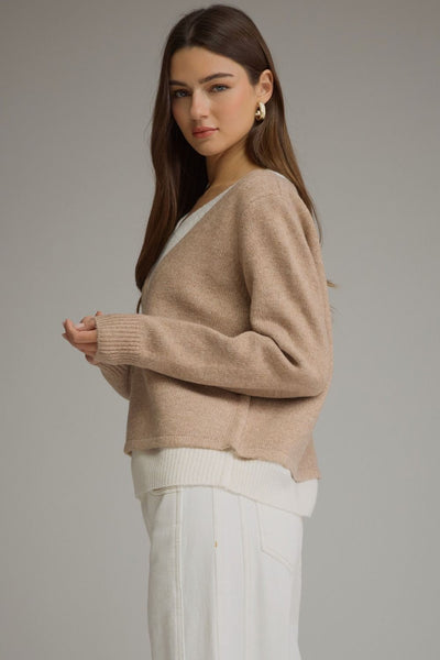 CAMEL V NECK SWEATER WITH CONTRAST DETAIL