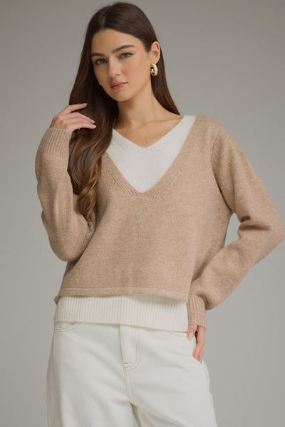 CAMEL V NECK SWEATER WITH CONTRAST DETAIL