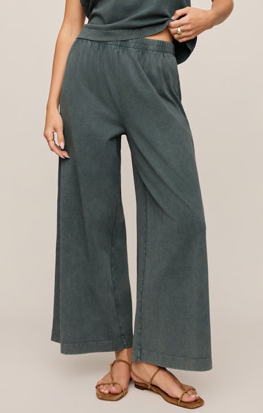 Z SUPPLY SCOUT JERSEY CROP FLARE PANT EMERALD COVE