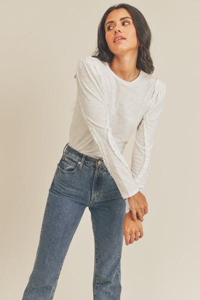 WHITE RUFFLE SLEEVE TOP